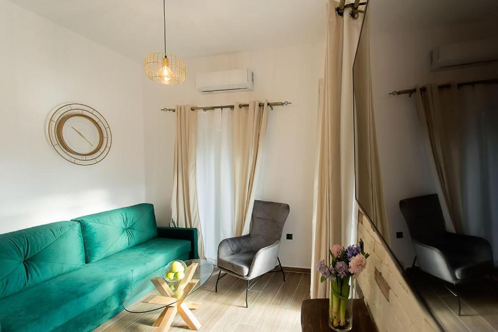 Deluxe Town Hall Square Flat In Historical Center 2 Corfu  Exterior photo